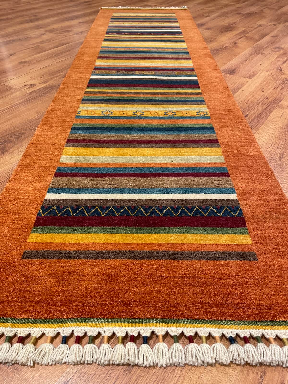 Tribal El Dokuma Turuncu Yün Halı Yolluk