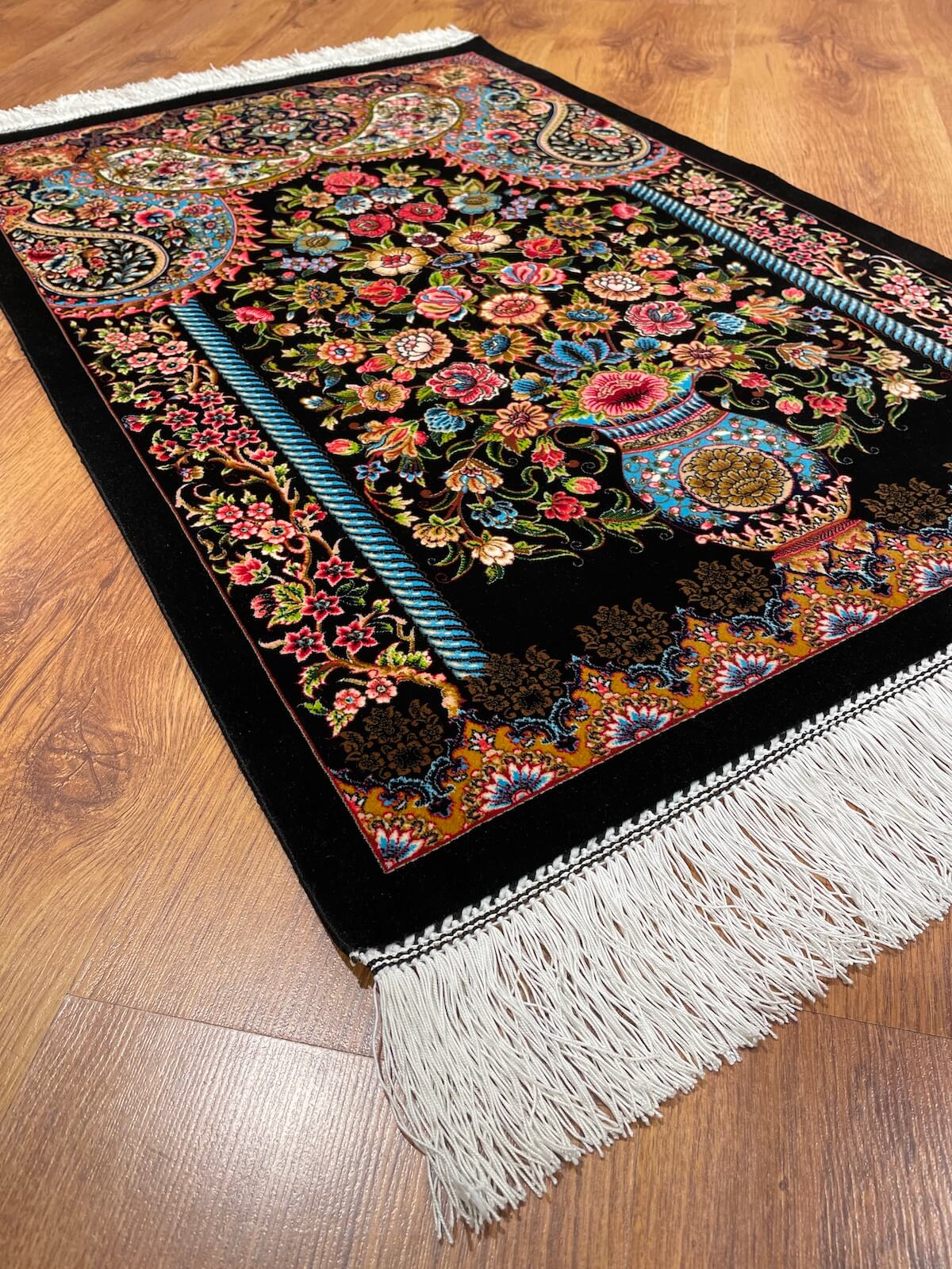 Vazo Desenli Tablo Bambu Halı