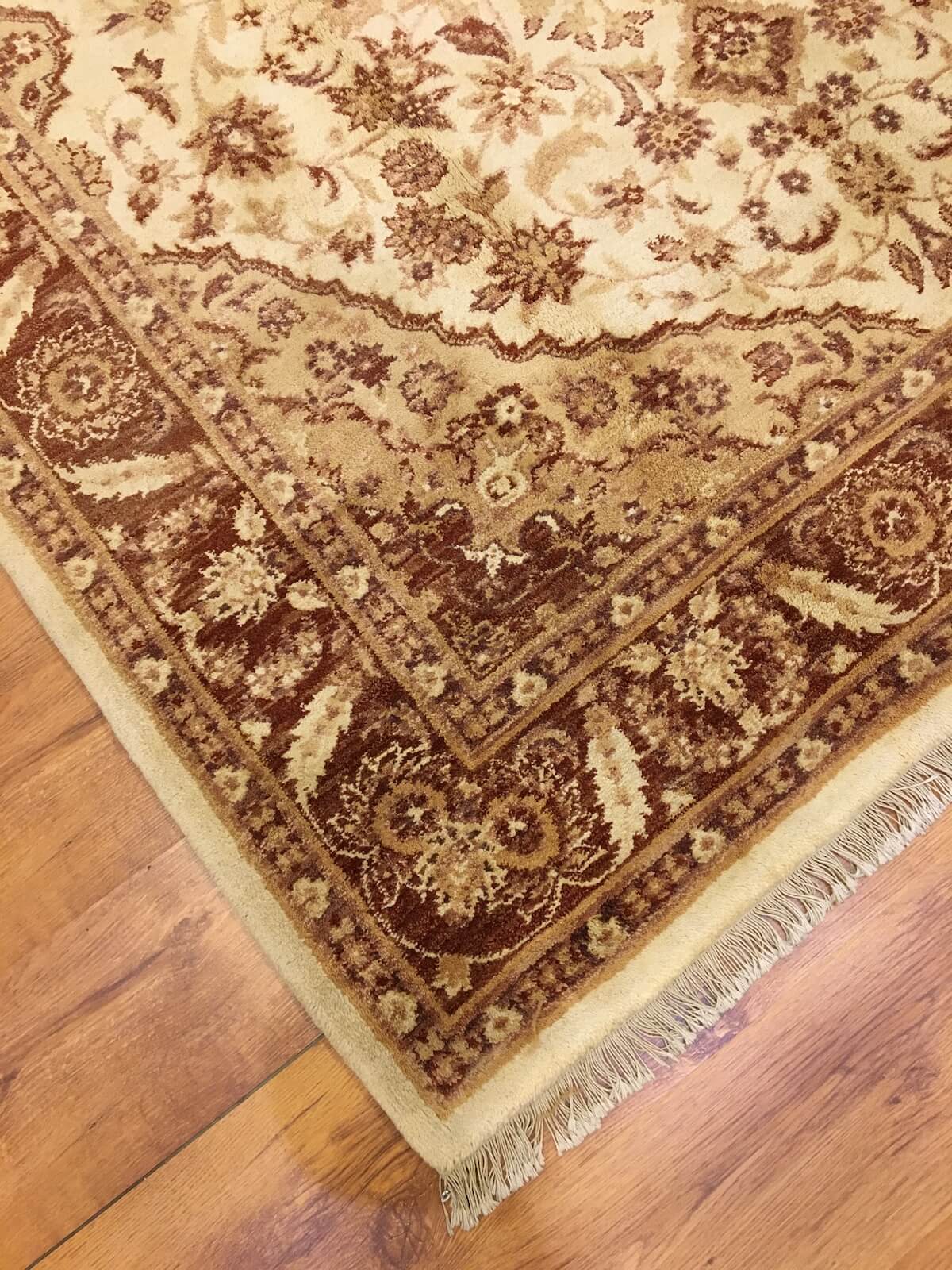 Versage El Dokuma Halı