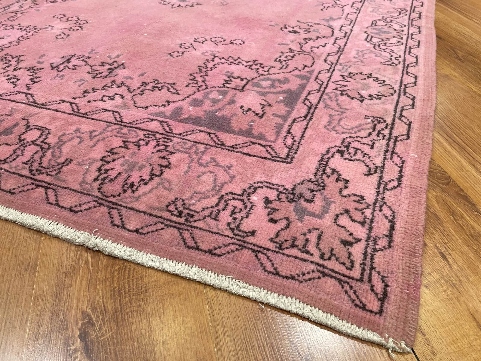 Vintage Pembe El Dokuma Halı