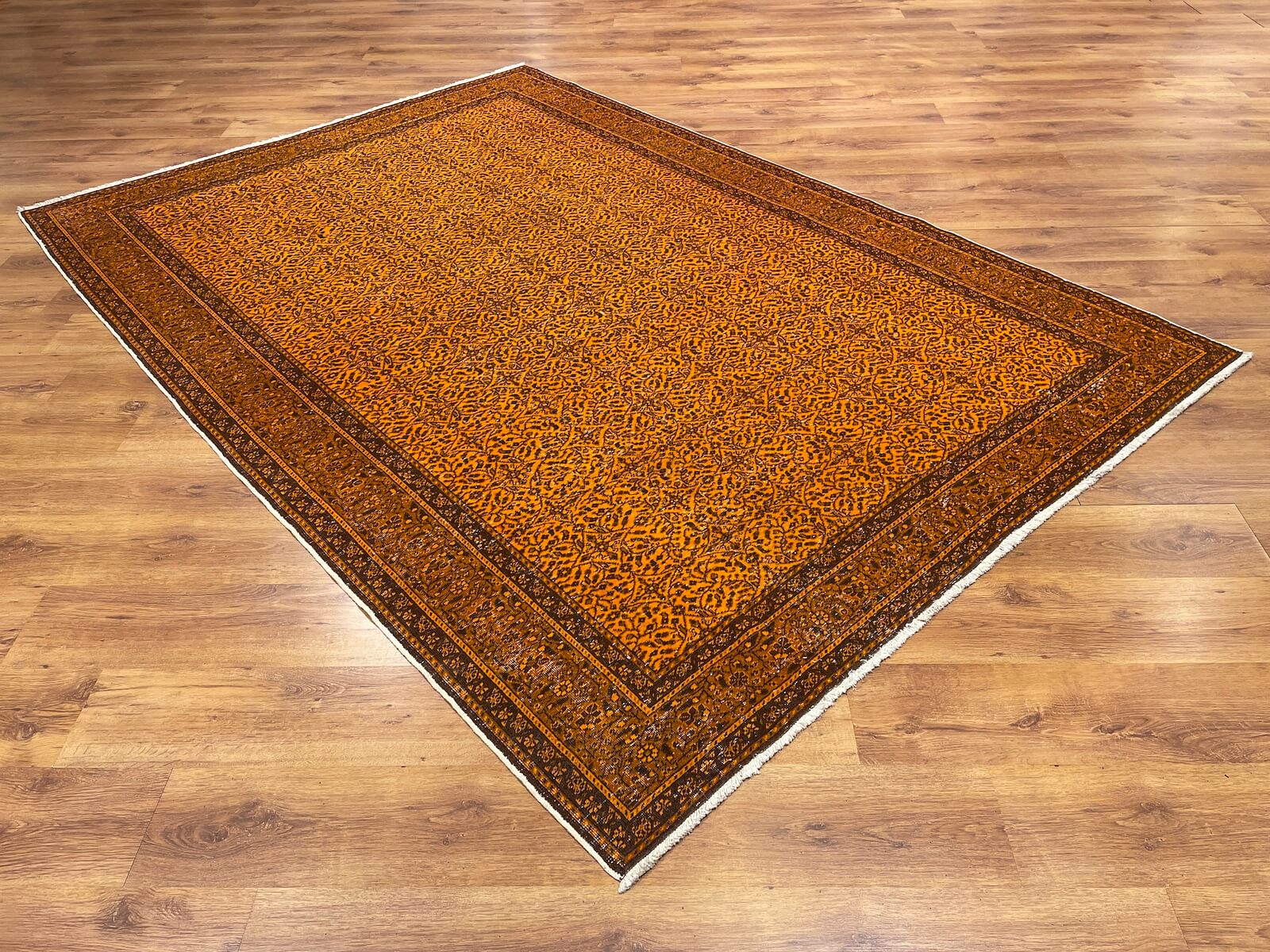 Vintage Turuncu El Dokuma Halı