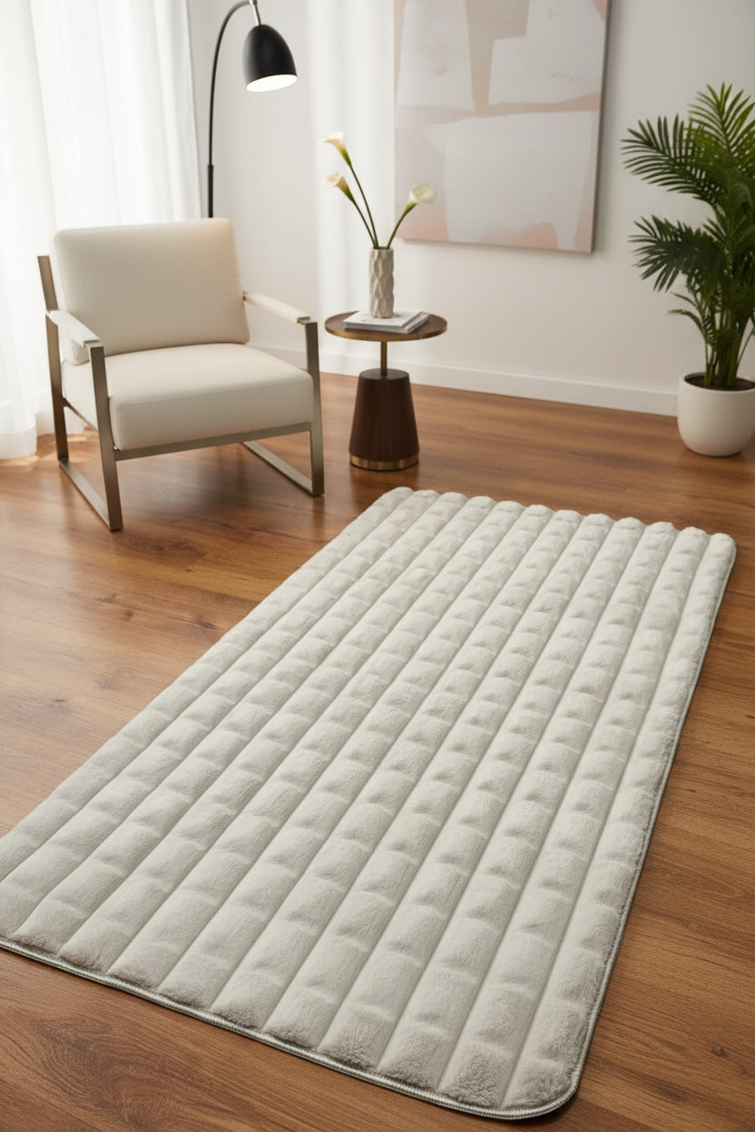 Piramit Desenli Vizon Peluş Halı