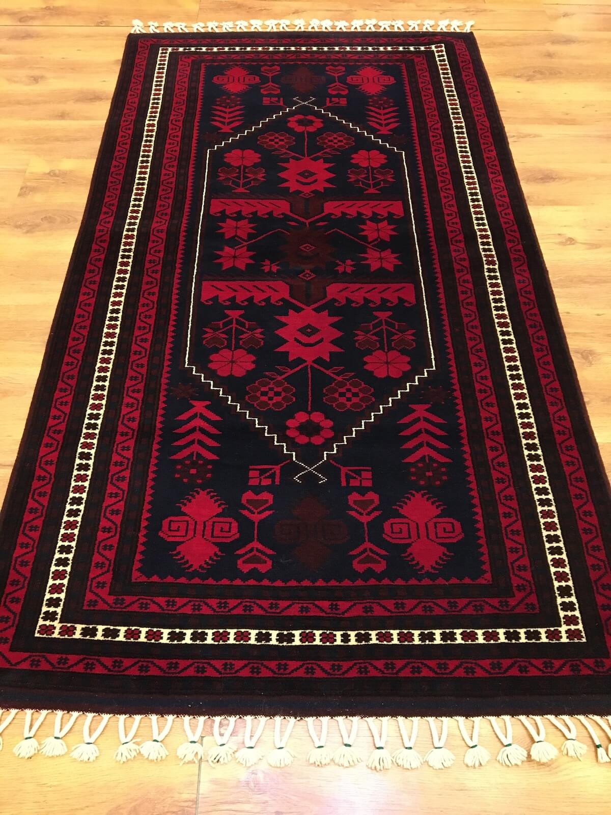 Yağcıbedir El Dokuma Halı