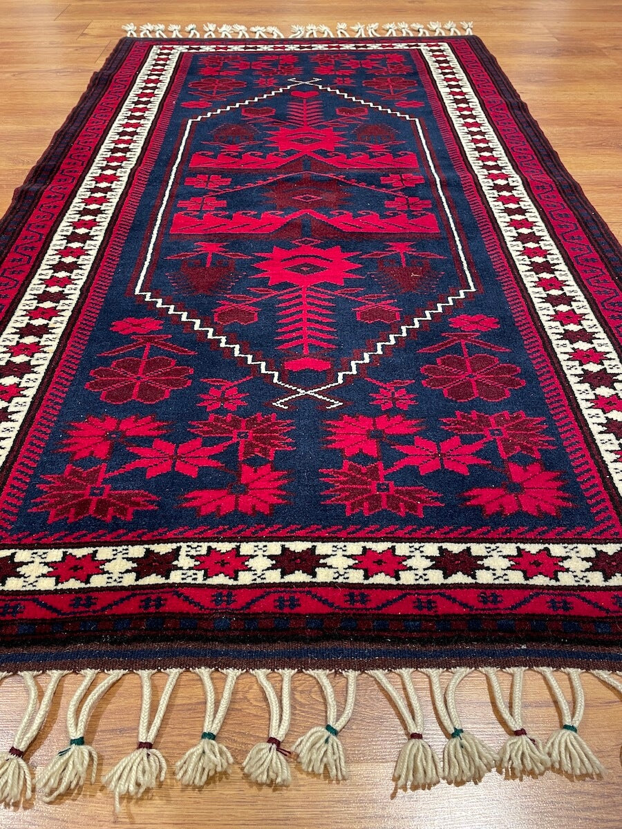 Yağcıbedir El Dokuma Halı