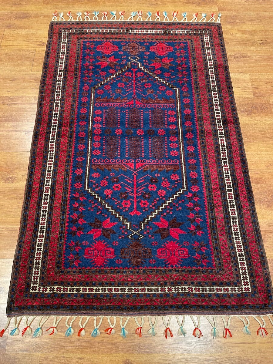 Yağcıbedir El Dokuma Halı