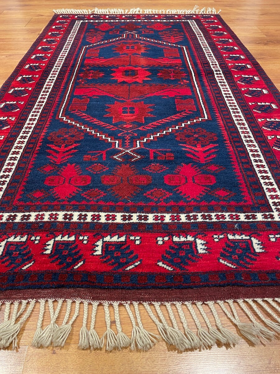 Yağcıbedir El Dokuma Halı