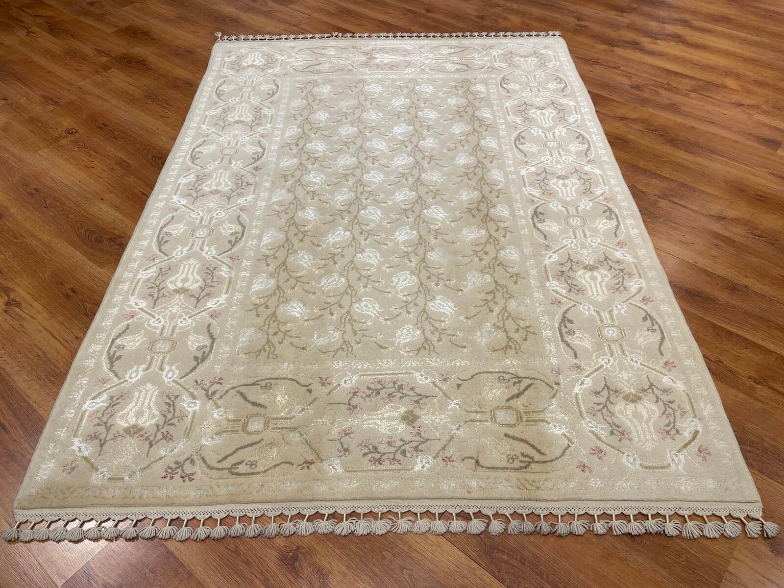 Angora Uşak El Dokuma Halı