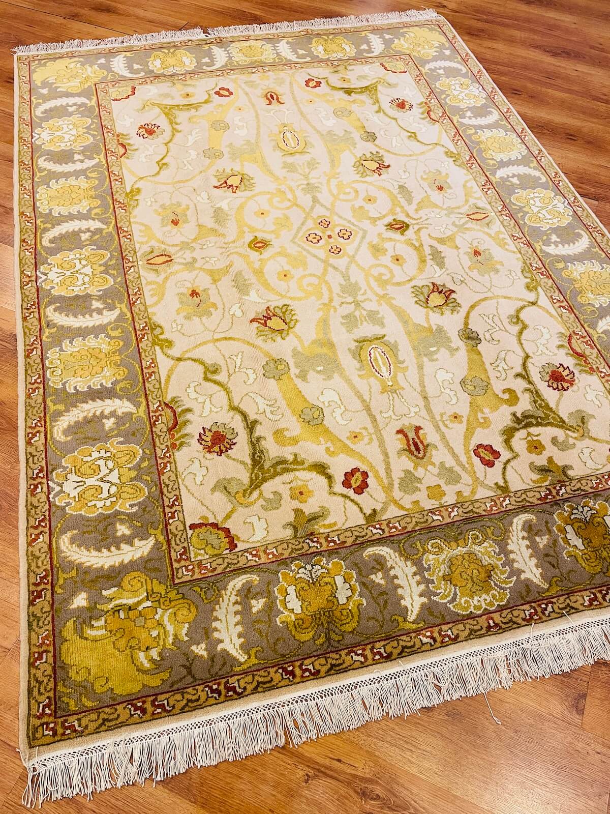 Angora Uşak El Dokuma Halı