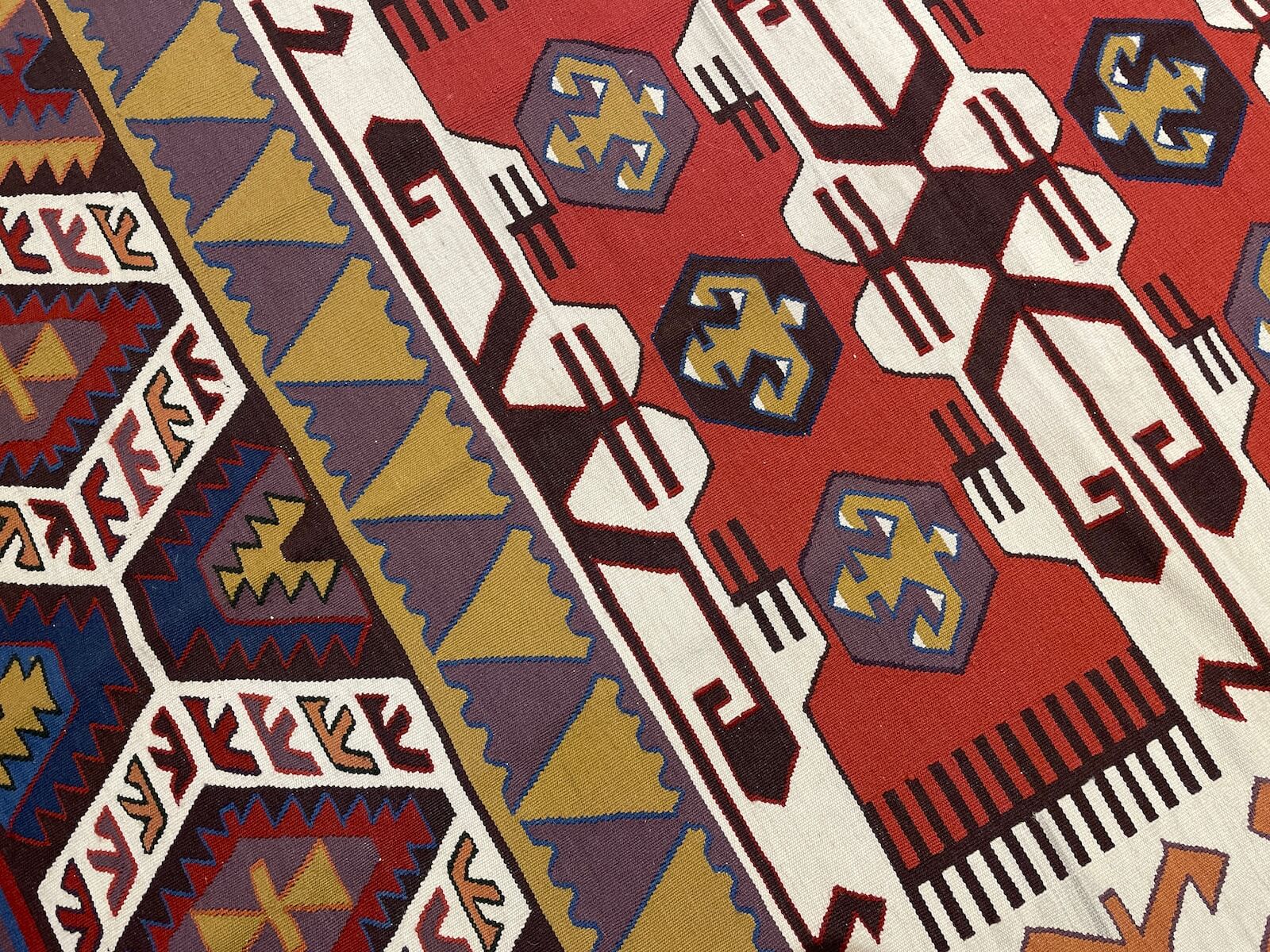 Antik Süper İnce El Dokuma Kilim
