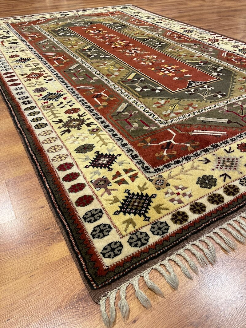 Bozalan Milas El Dokuma Halı