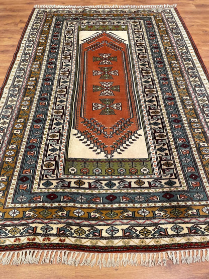 Bozalan Milas El Dokuma Halı