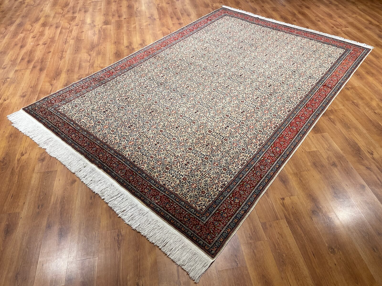 Bünyan Serpme Çiçek El Dokuma Halı