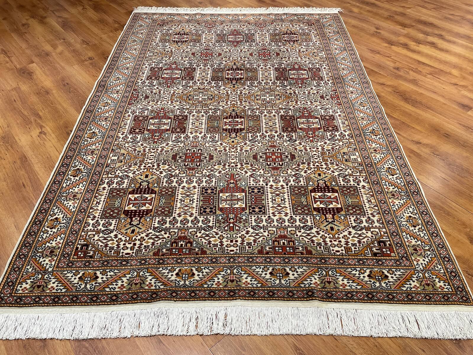 Bünyan Rus Kazağı El Dokuma Halı