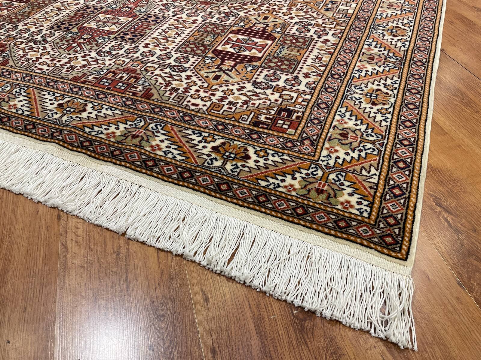 Bünyan Rus Kazağı El Dokuma Halı