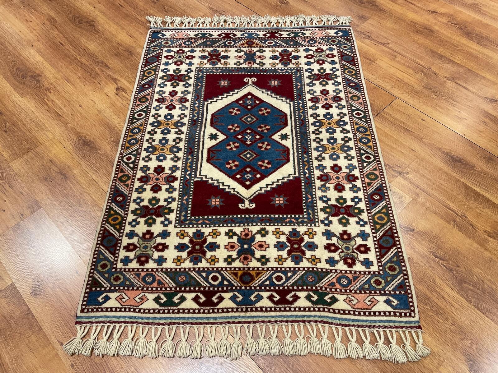 Çanakkale Yörük El Dokuma Halı