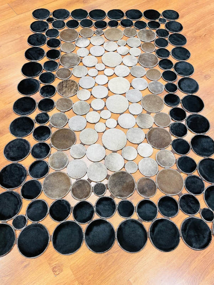 Puantiyeli Orijinal Deri Halı