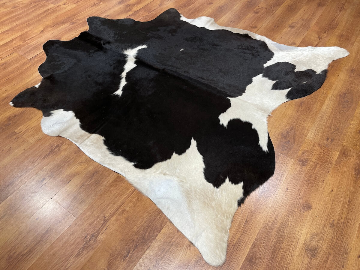 Arjantin Orijinal Deri Post Halı