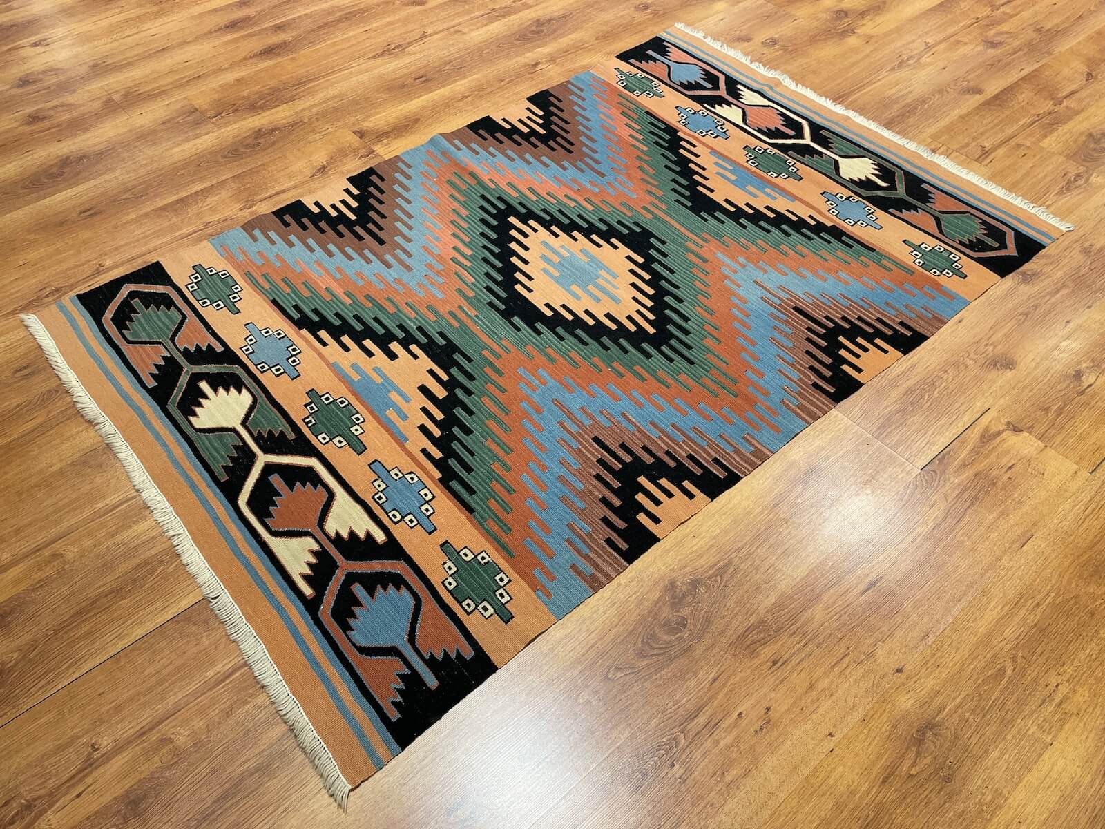 Anadolu El Dokuma Kilim