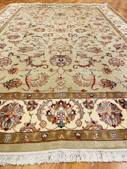 Enderun İpekli Uşak El Dokuma Halı