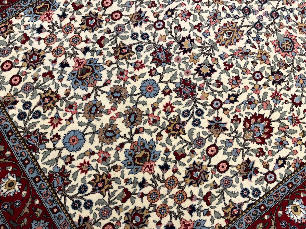 Hereke Kırçiçeği Desenli El Dokuma Halı