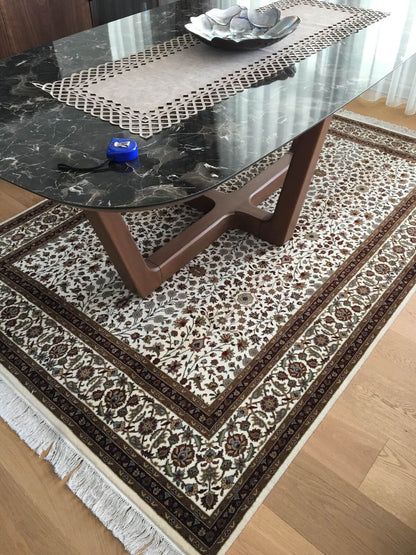 Hürrem İpekli Uşak El Dokuma Halı