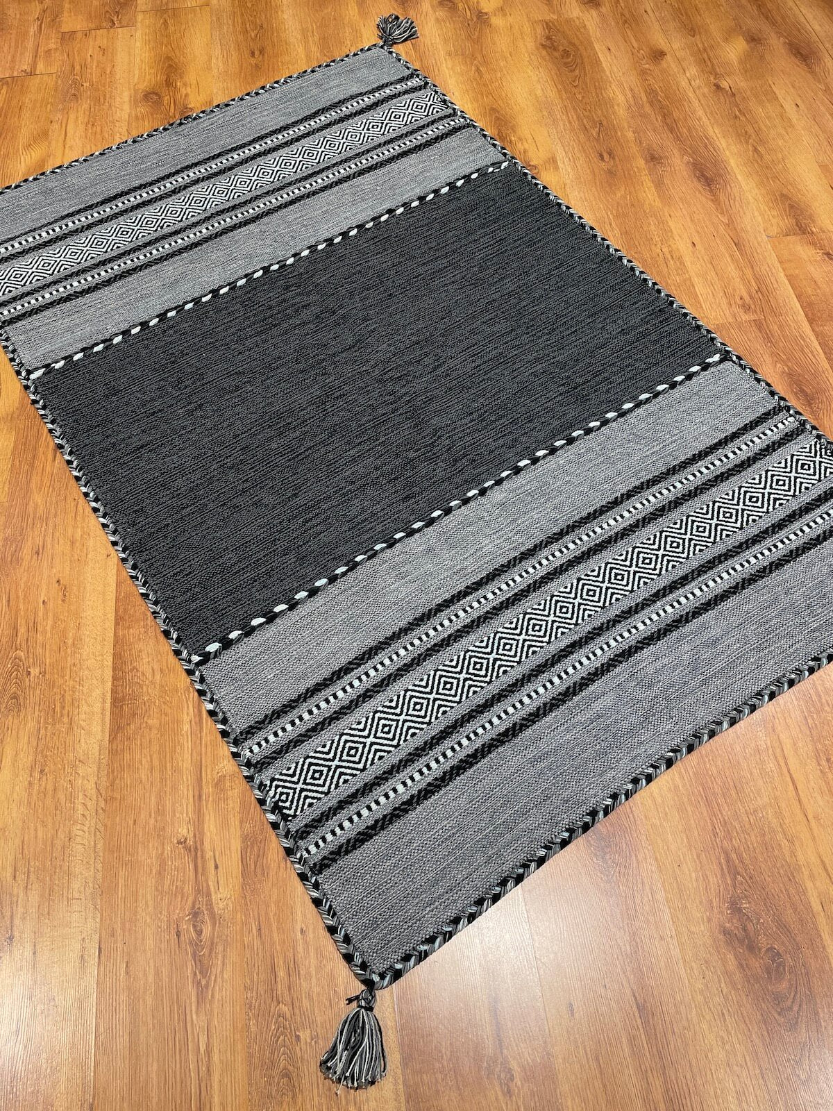 İskandinav Kilim 01 Gri