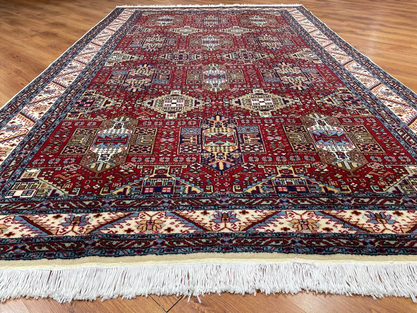 Bünyan Rus Kazağı El Dokuma Halı