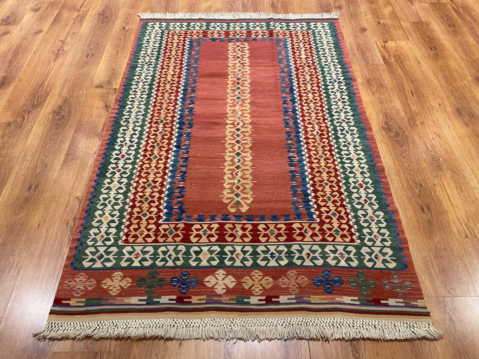 Kirmen El Dokuma Kilim