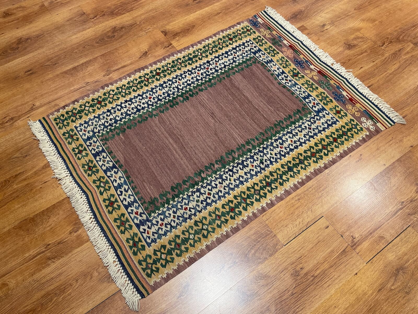 Kirmen El Dokuma Kilim