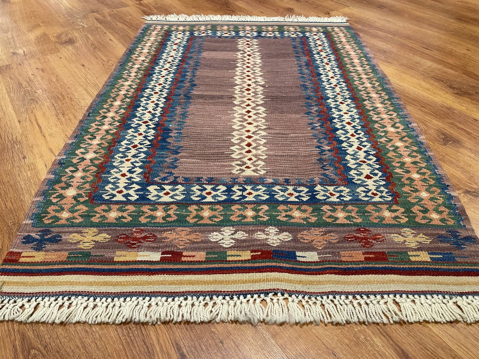 Kirmen El Dokuma Kilim