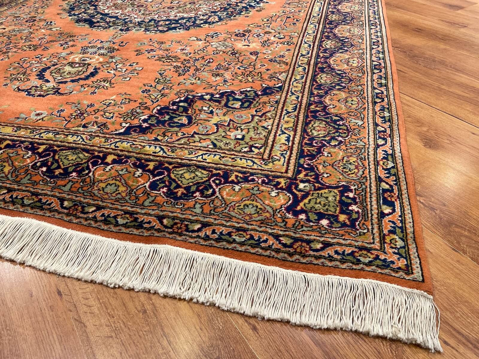 Ladik El Dokuma Halı