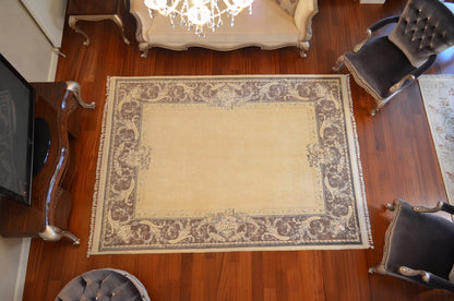 Mahidevran İpekli Uşak El Dokuma Halı