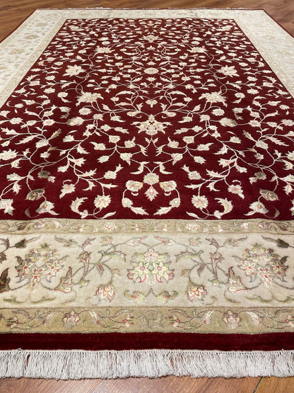 Nazende İpekli Uşak El Dokuma Halı