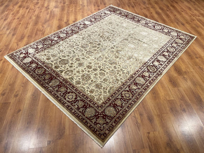 Nazende İpekli Uşak El Dokuma Halı