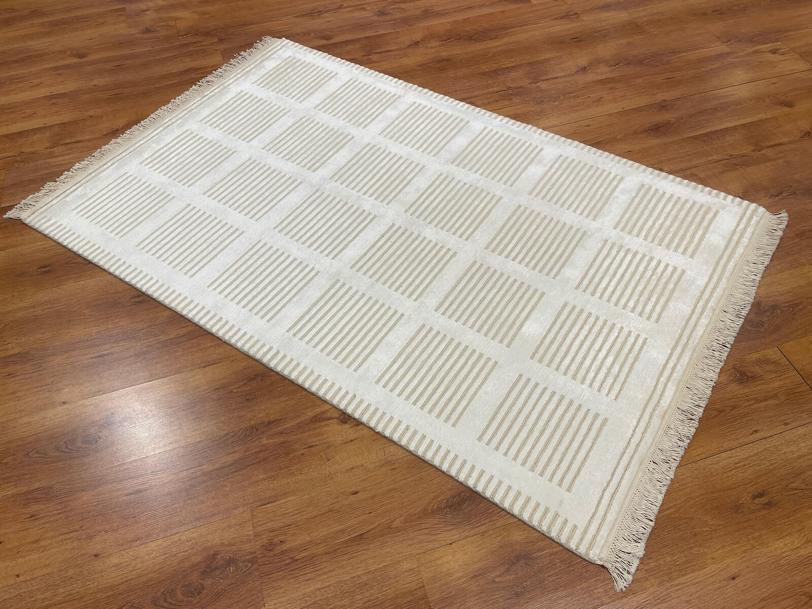 Cut Loop Serisi Nepal El Dokuma Halı