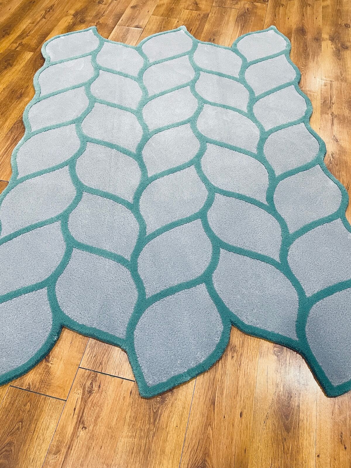 Custom Design Şekilli Tasarım Halı C804A