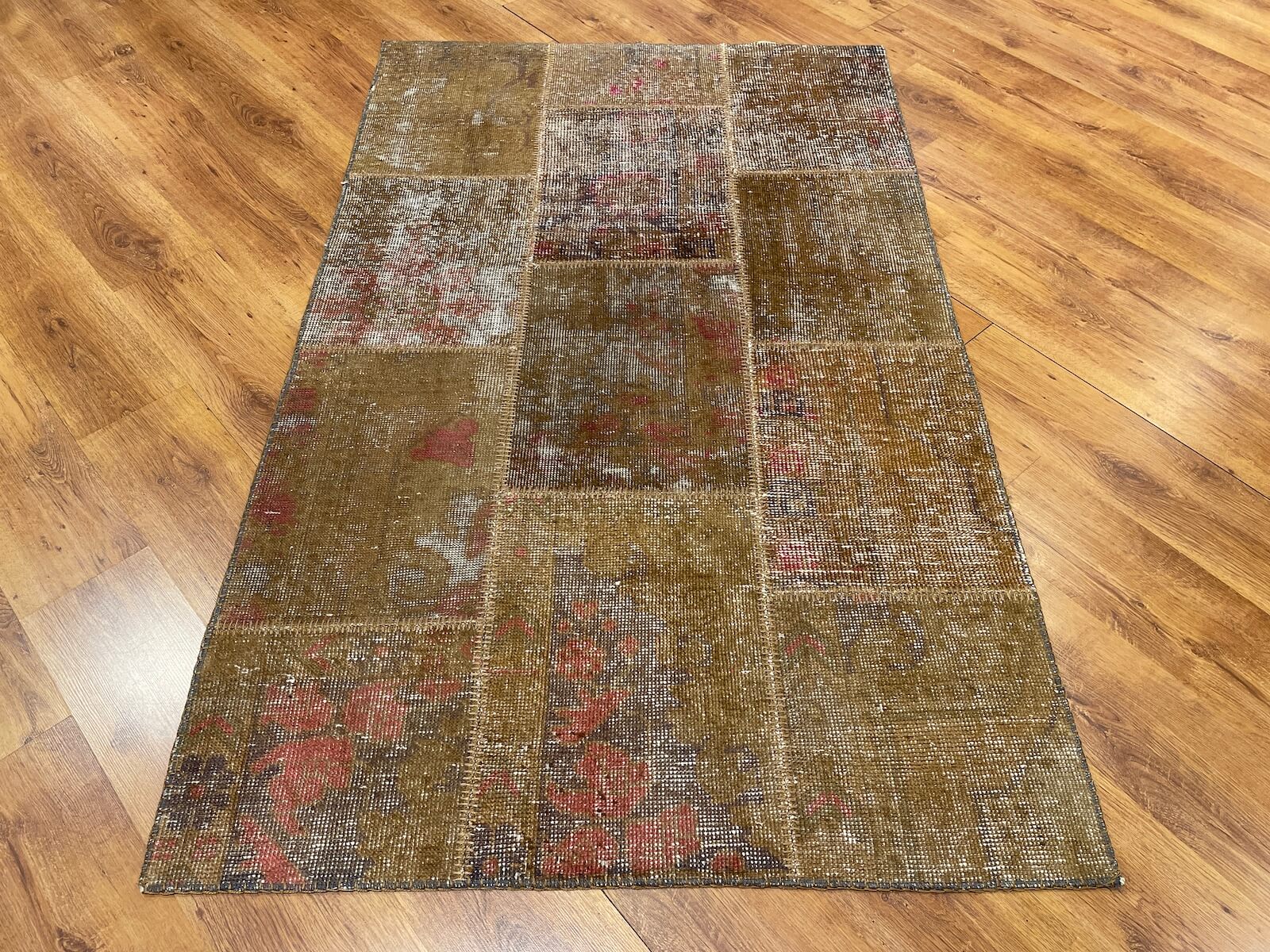 Patchwork Kahverengi El Dokuma Halı