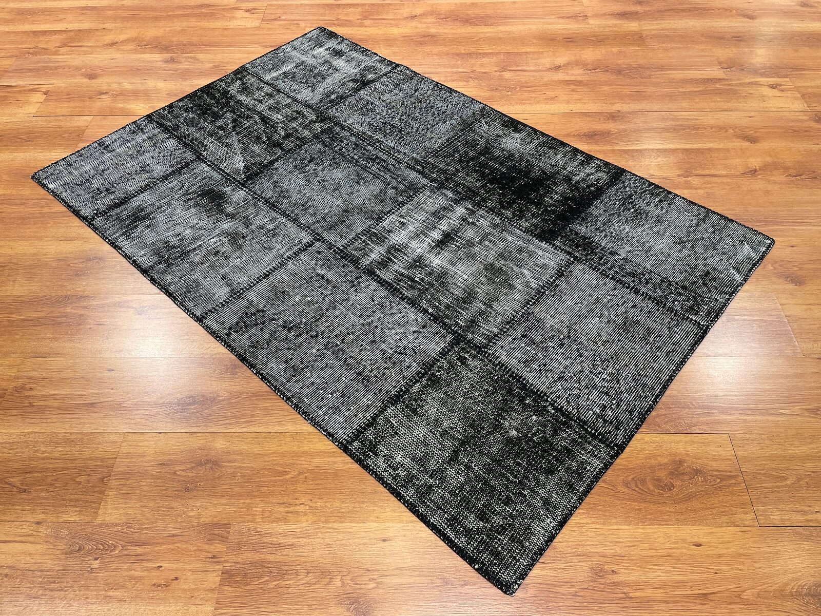 Patchwork Siyah El Dokuma Halı