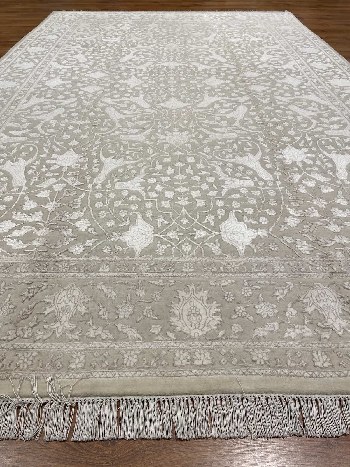 Pelas İpekli Uşak El Dokuma Halı