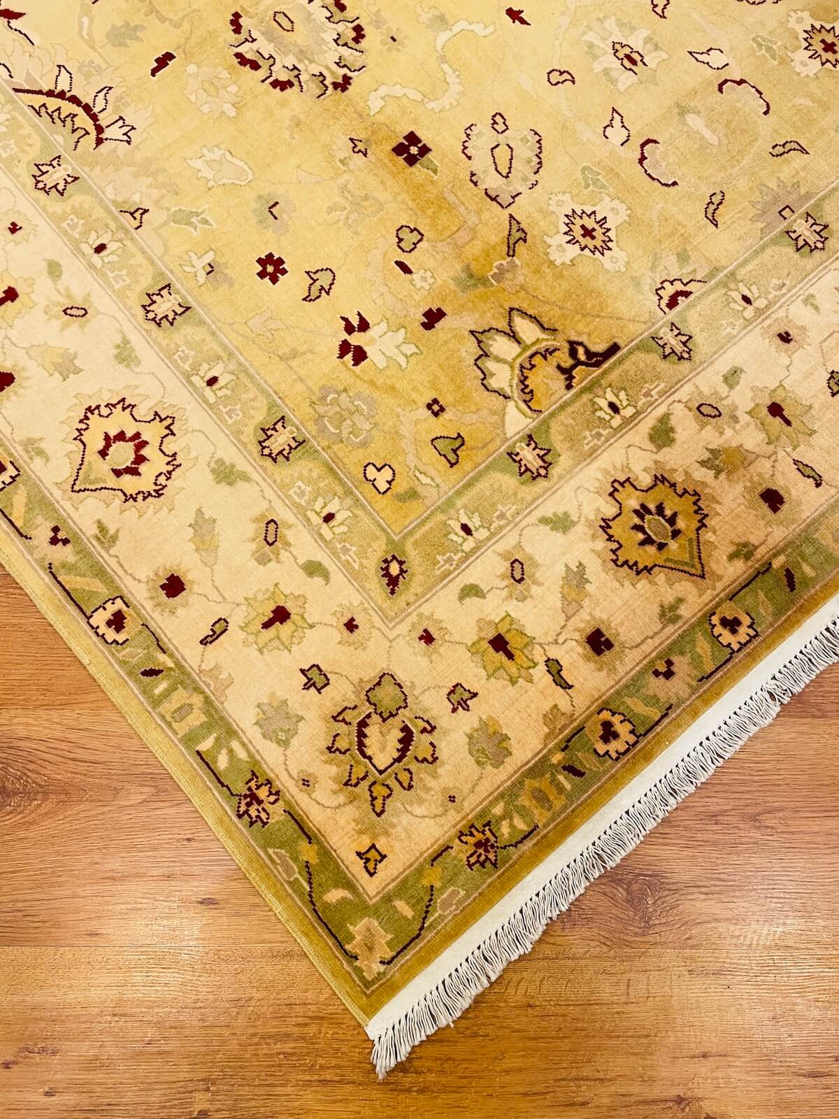 Sahra Uşak El Dokuma Halı