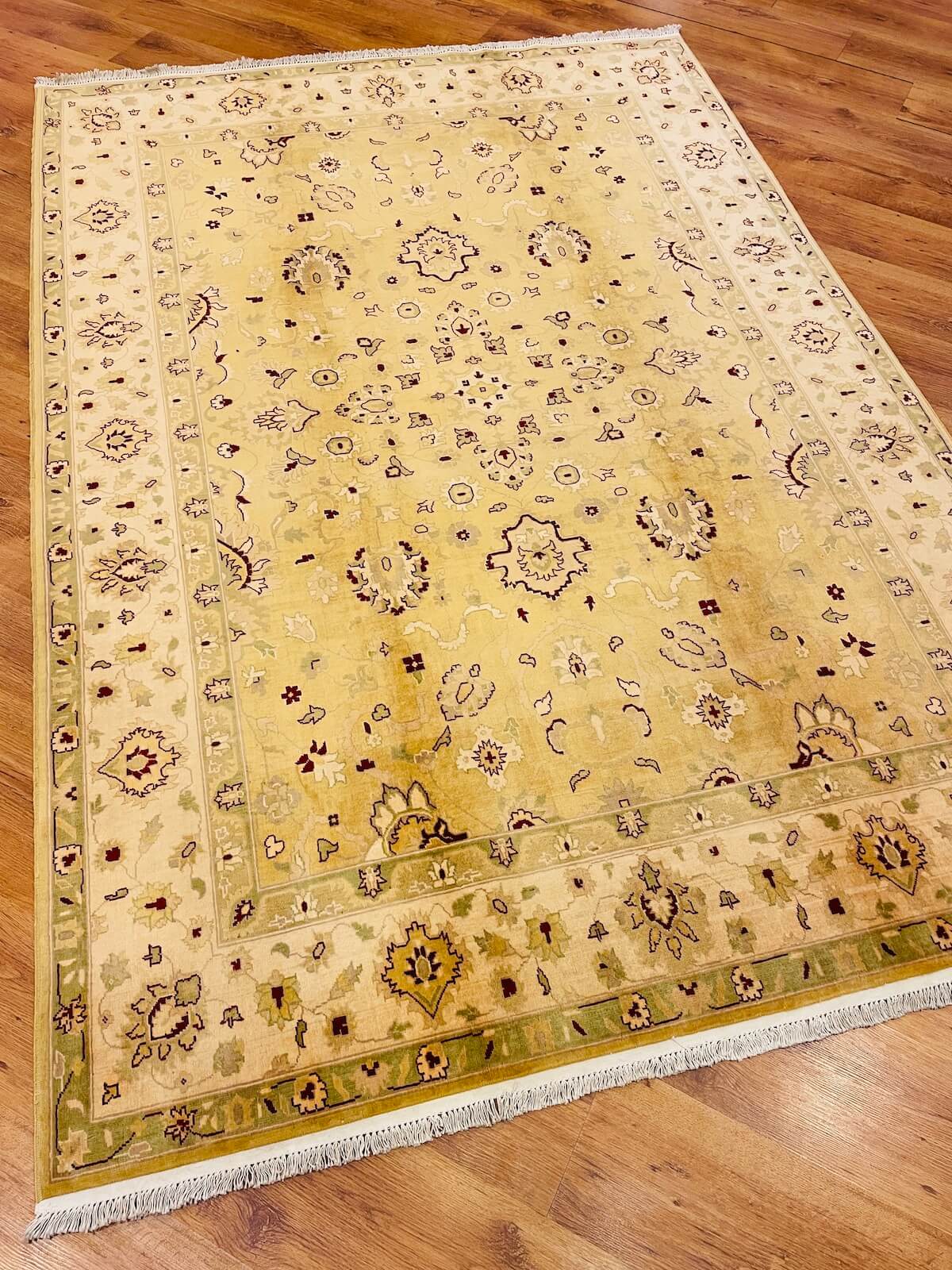 Sahra Uşak El Dokuma Halı