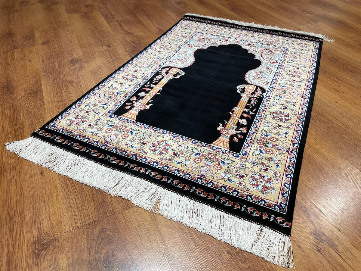 Kum Bambu Halı Seccade