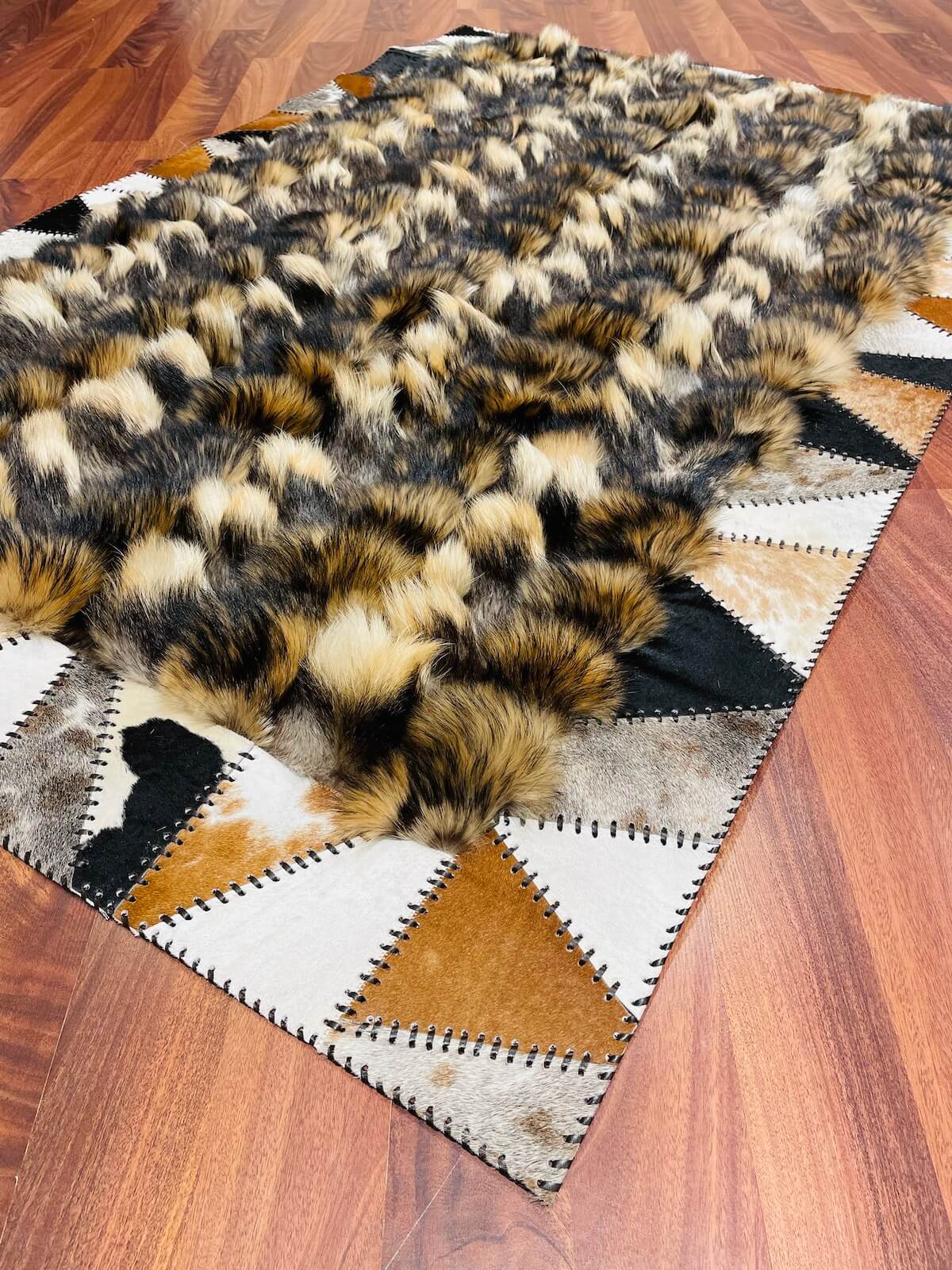 Rakun Orijinal Deri Halı