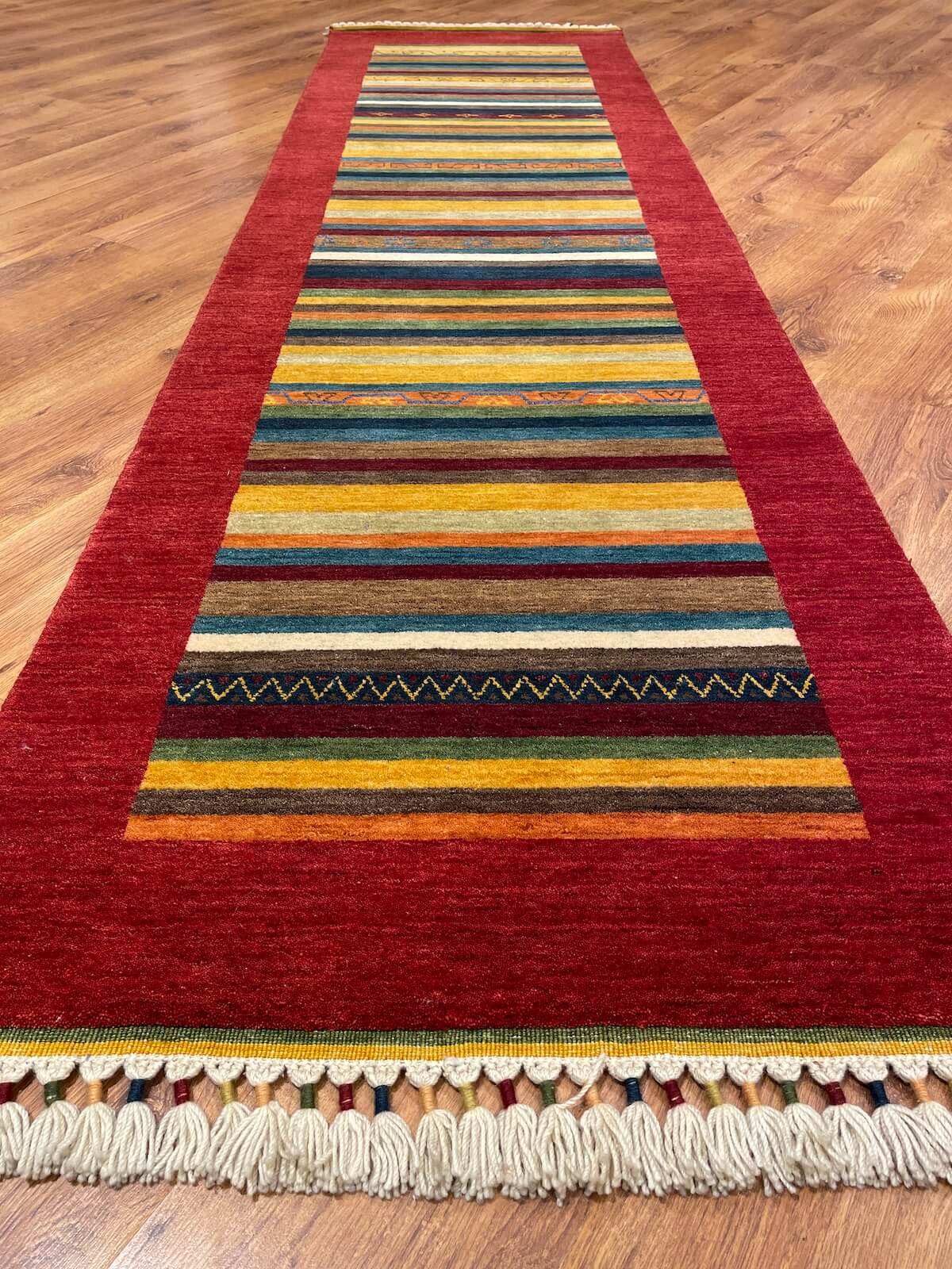 Tribal El Dokuma Kırmızı Yün Halı Yolluk