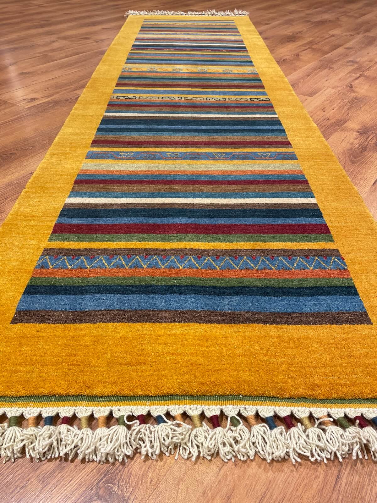 Tribal El Dokuma Sarı Yün Halı Yolluk