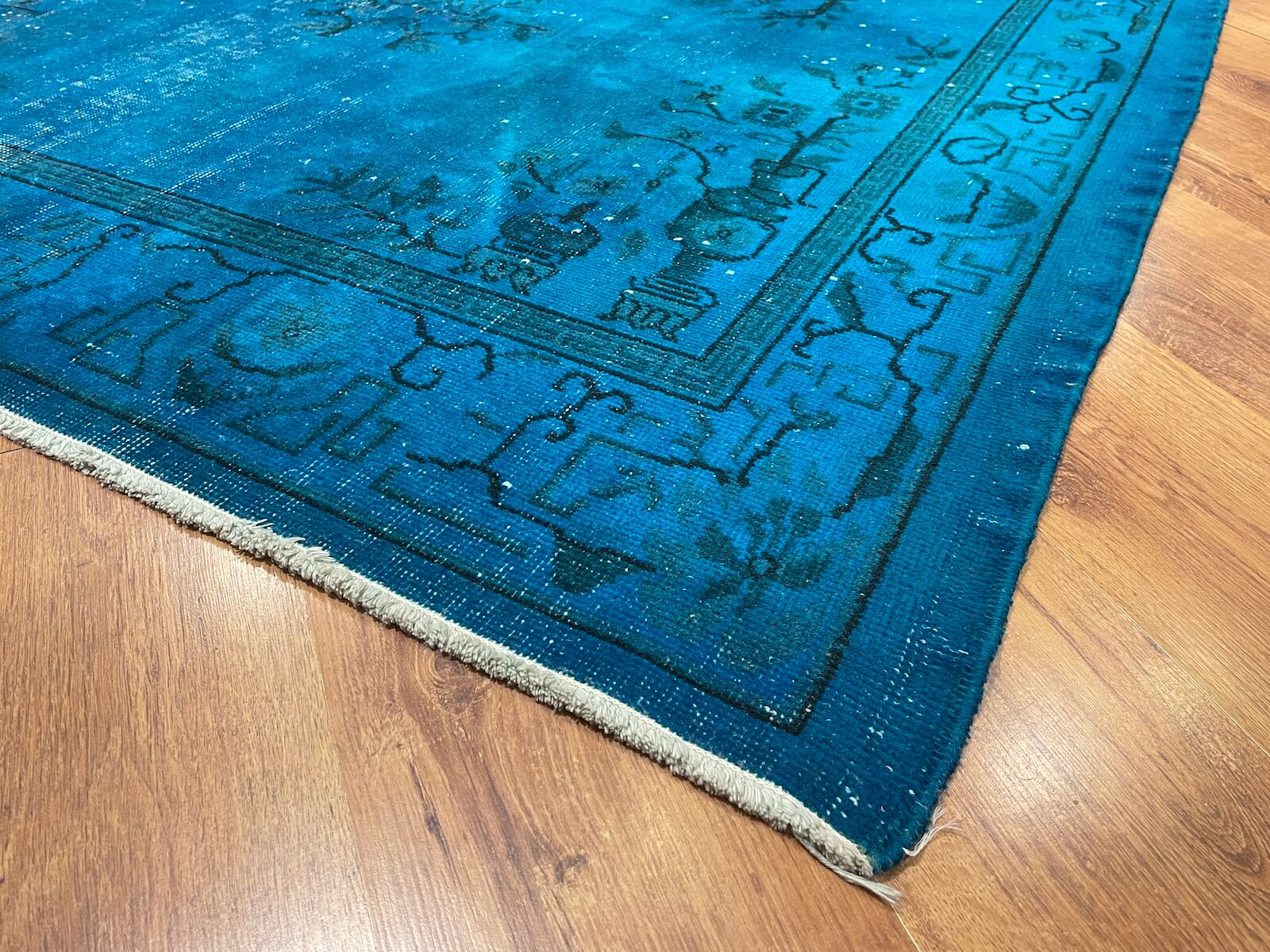 Vintage Mavi El Dokuma Halı