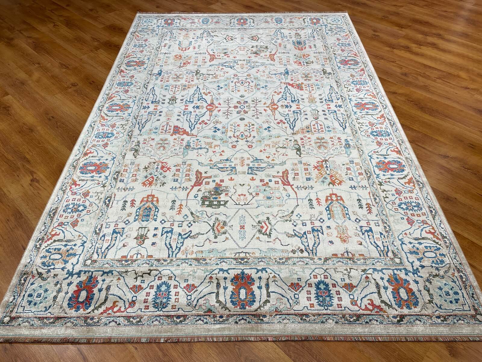 Woolknot Halı İcon IC408