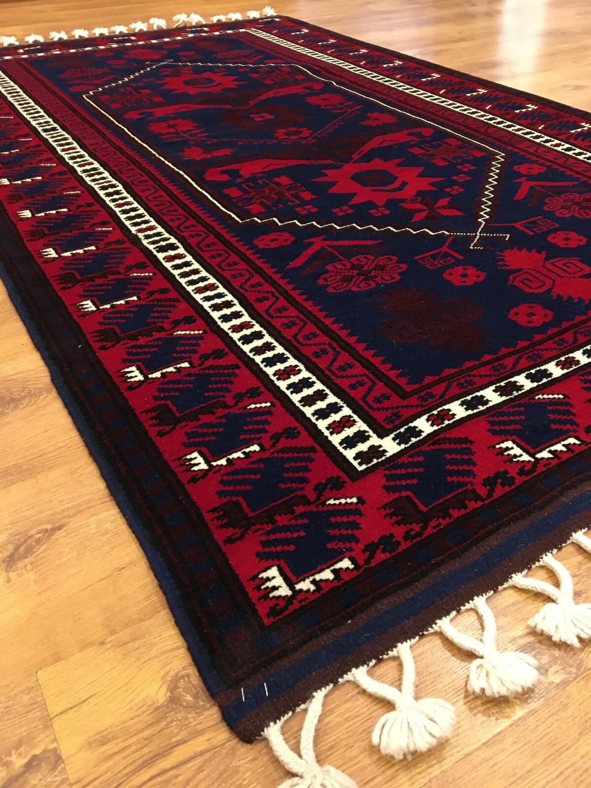 Yağcıbedir El Dokuma Halı