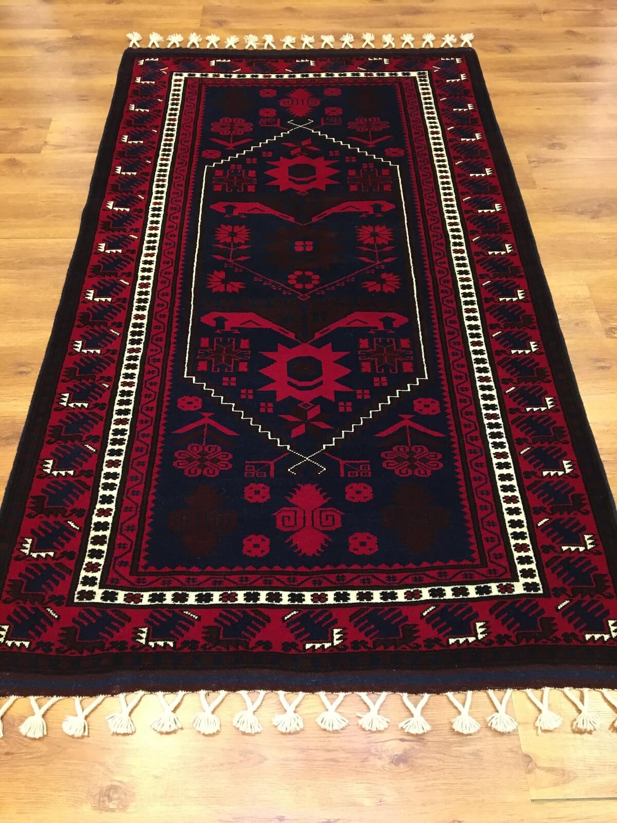 Yağcıbedir El Dokuma Halı