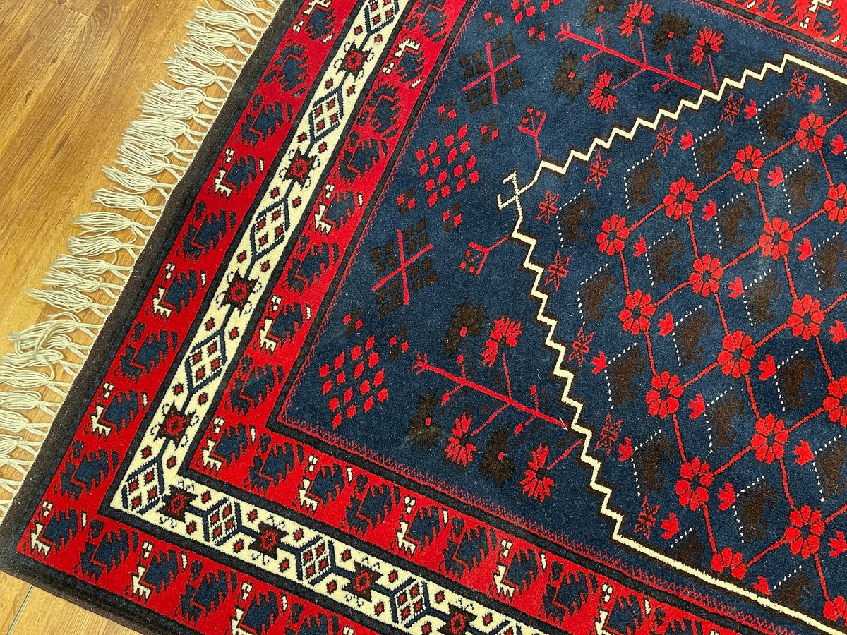 Yağcıbedir El Dokuma Halı